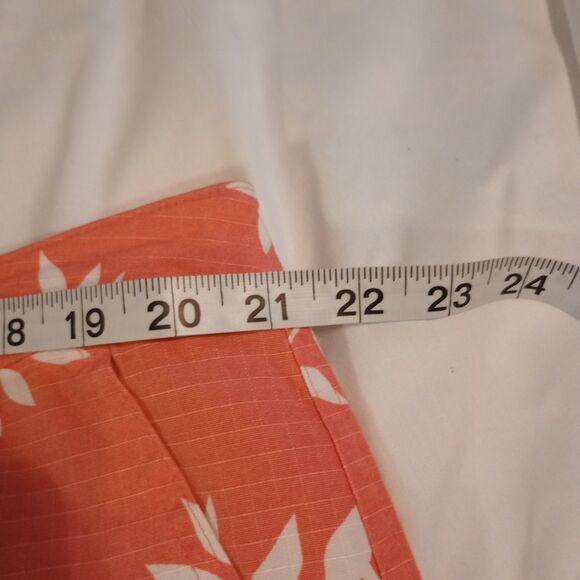 IZOD Women's Coral Pink Floral Capris. Sz. 20 Front Back Pockets. Plussize - Picture 4 of 7